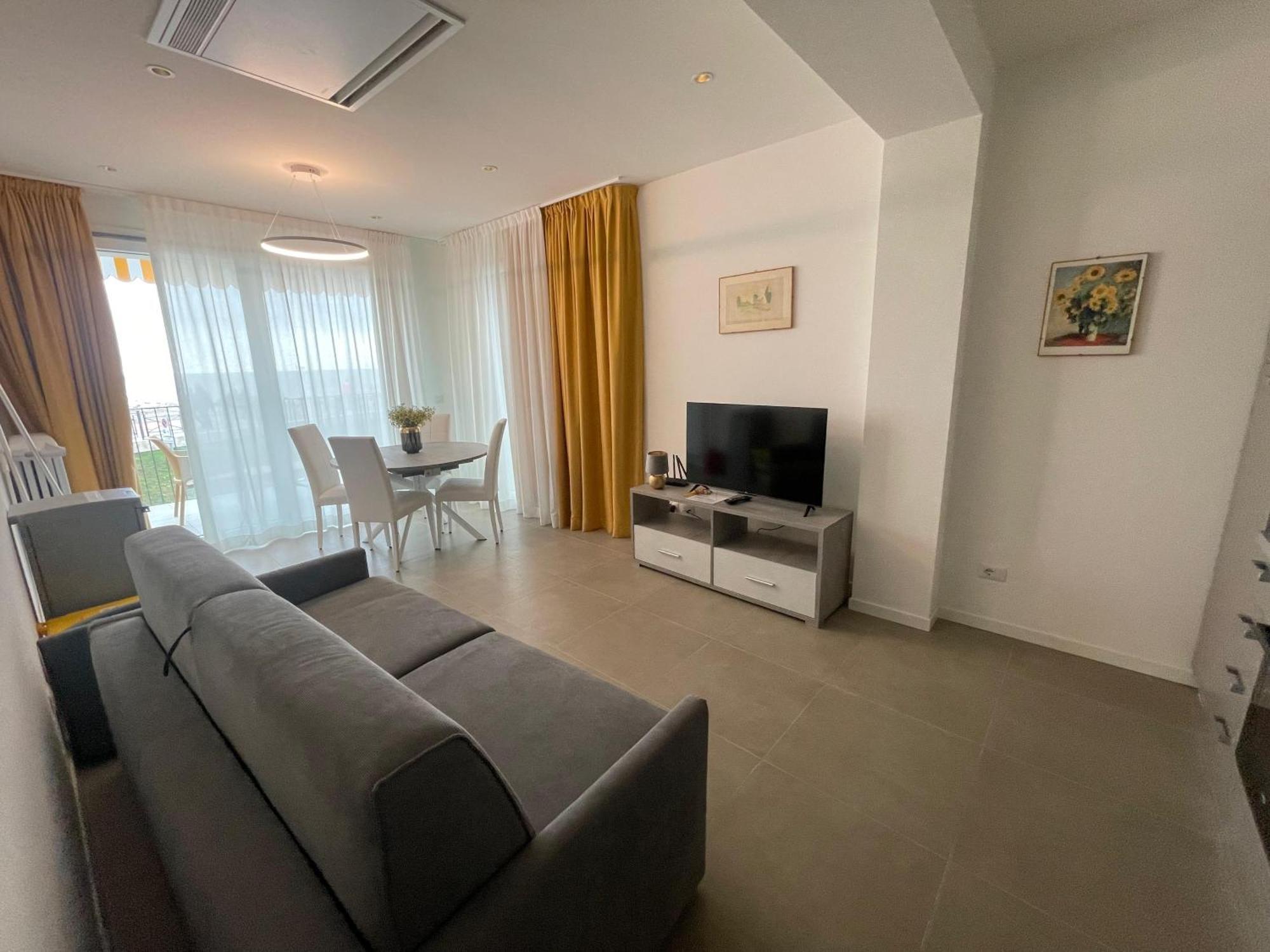 Nuovo Residence Serenissima Frontemare - Agenzia Cocal Caorle Exterior photo